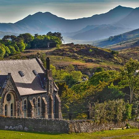 Mountain Church Capel Curig Ngoại thất bức ảnh