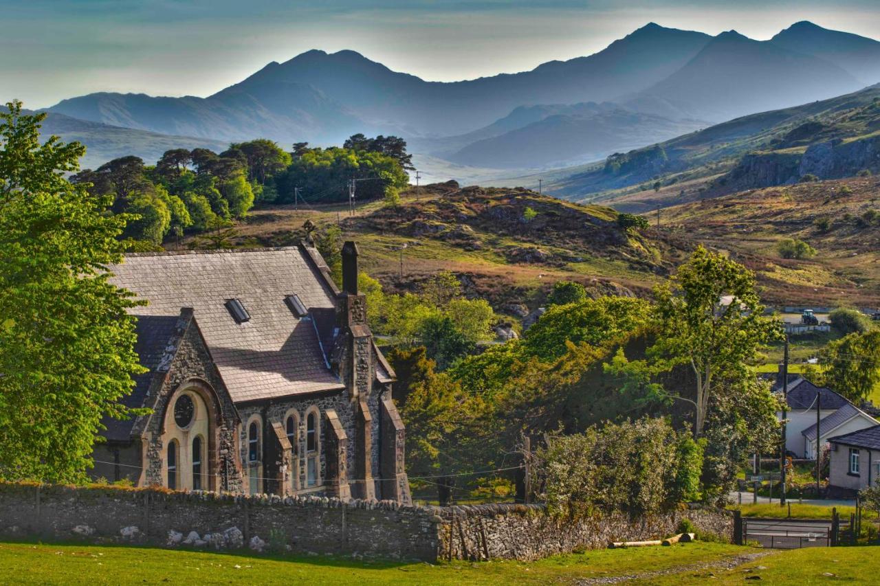 Mountain Church Capel Curig Ngoại thất bức ảnh